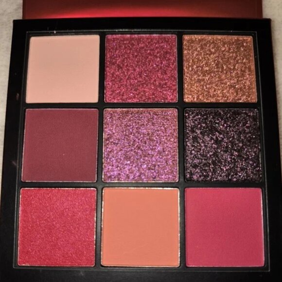 NWT Huda Beauty Obsessions Eyeshadow Palette Ruby - Picture 3 of 3
